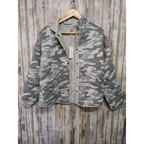 Z Supply Maya Camo Quilted Jacket Dusty Sage Soft Snap Down Pockets NWT - Picture 2 of 6